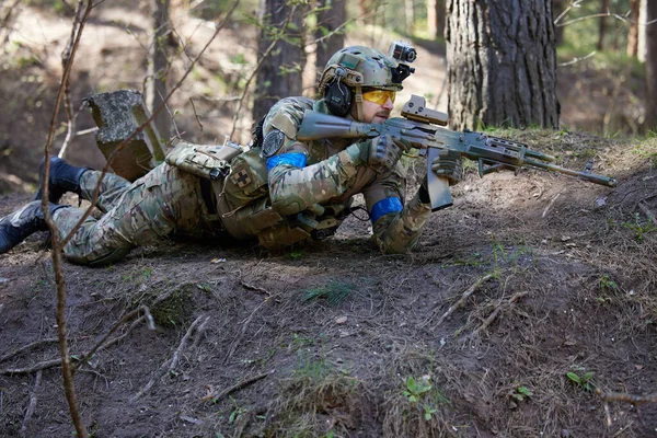 Minsk Bielorrússia Maio 2021 Relato Verdadeiro Jogo Airsoft Uma Floresta — Fotografia de Stock