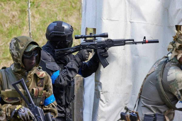 Minsk Vitryssland Maj 2021 Rapportering Riktig Airsoft Spel Skog Med — Stockfoto