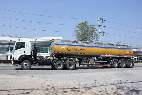 Truck of Pong RaVee Oil transport Company. — Stock Photo, Image