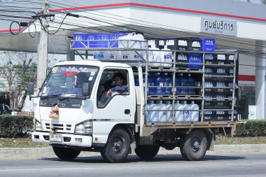 İçme suyu dağıtım kamyonu Pn şirketin
