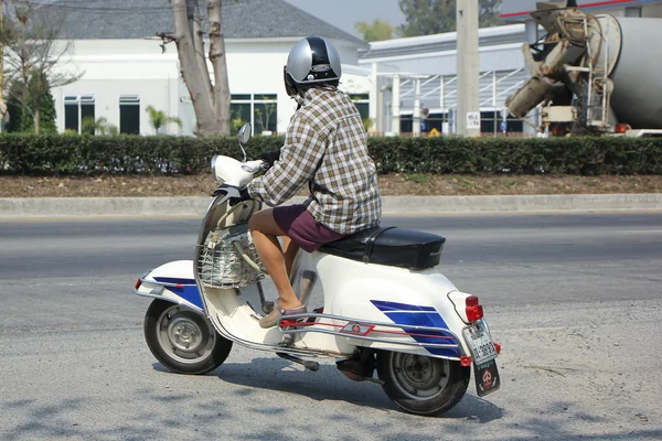 Scooter privado Motocicleta, Vespa antigua . —  Fotos de Stock