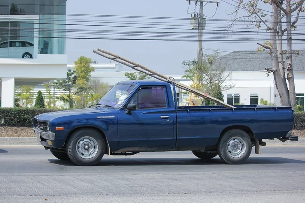 Privado viejo coche de recogida, Nissan o Datsan 1500 . — Foto de Stock