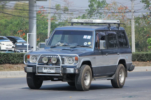 Mitsubishi pajero suv carro . — Fotografia de Stock