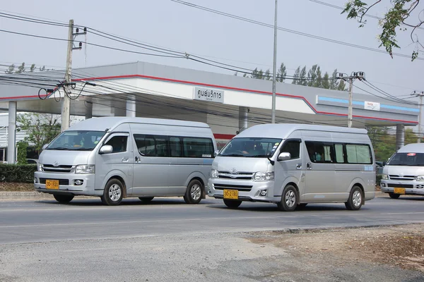 Private Toyota commuter van para alugar para Viajar . — Fotografia de Stock