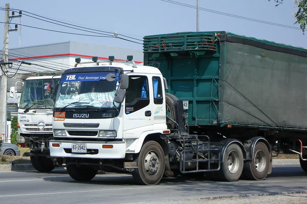 Camión de TBL. Logística de bebidas tailandesas . — Foto de Stock