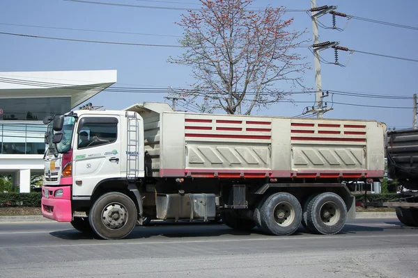 Camión volquete de Thanachai Company . — Foto de Stock