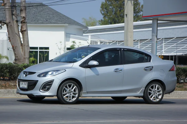 Coche ecológico privado, Mazda2 . — Foto de Stock