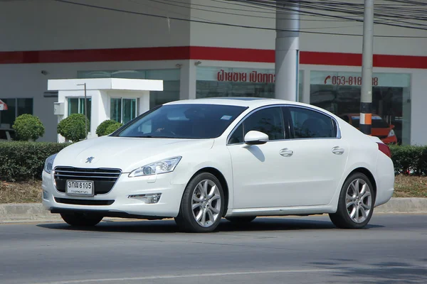 Prywatny samochód, Peugeot 508 — Zdjęcie stockowe