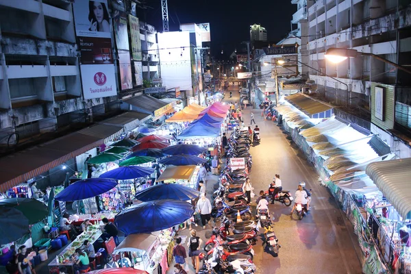 Foto nocturna de Warorot Market —  Fotos de Stock