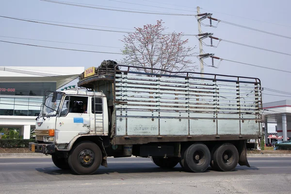 Stary Hino Cargo ciężarówka Udomporn transportu — Zdjęcie stockowe