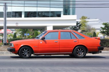 Eski özel araba, Toyota Corolla. 