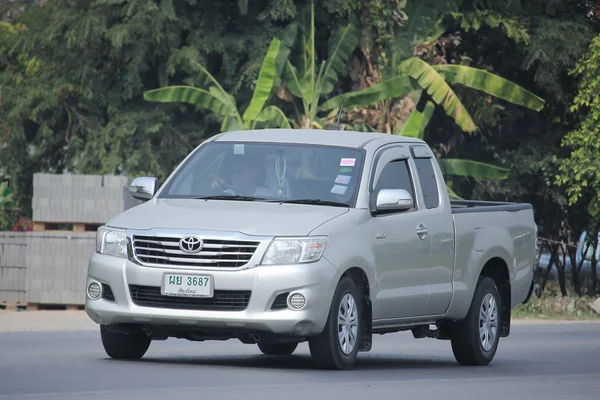 Recogida en coche privado, Toyota Hilux . — Foto de Stock