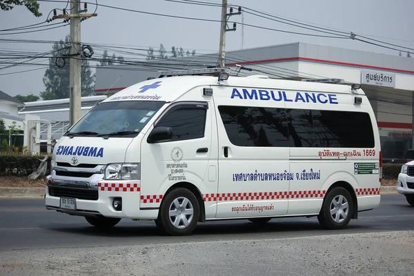 Furgoneta de ambulancia, toyota —  Fotos de Stock