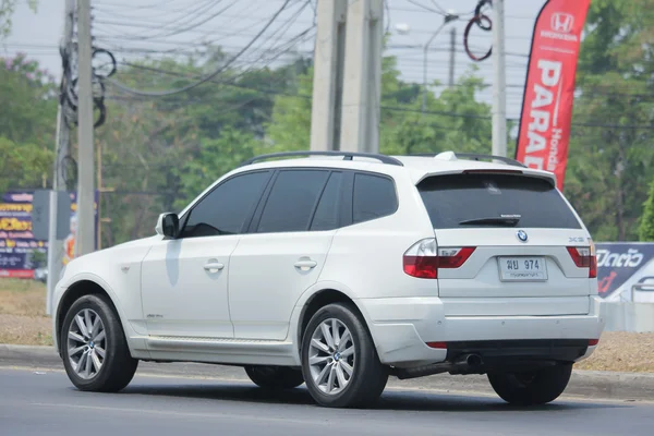 Частный автомобиль MPV, Kia Grand Carnival . — стоковое фото