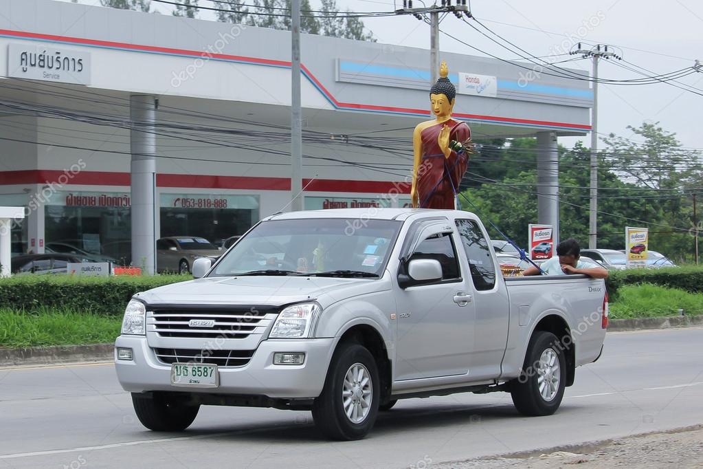 Privado Isuzu Dmax Camioneta Foto Editorial De Stock C Nitinut380