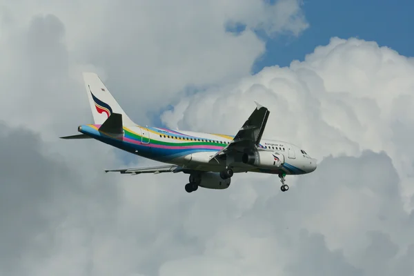 HS-PGY Airbus A319-100 de vias aéreas de Banguecoque . — Fotografia de Stock