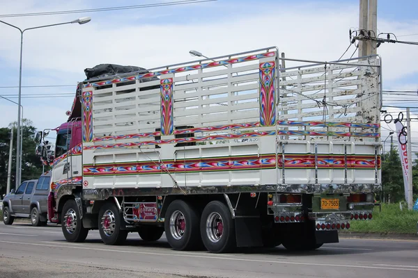 Hino ciężarówka transportu Thanakron. — Zdjęcie stockowe