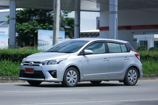 Privata Eco bil, Toyota Yaris. — Stockfoto