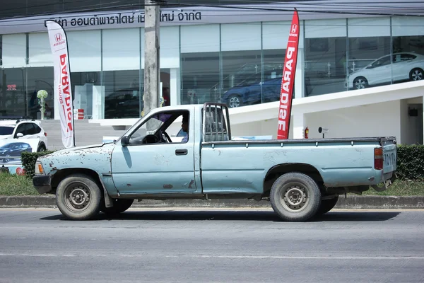 Recogida en coche privado, Toyota Hilux . — Foto de Stock
