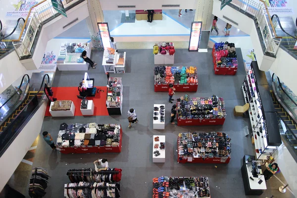 Dentro de Central Chiangmai Airport Plaza . — Foto de Stock