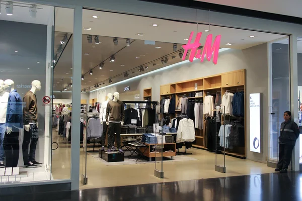 H and M shop in central festival chiangmai — Stock Photo, Image