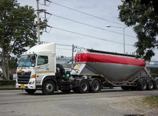 Chiangmai Tailandia Octubre 2020 Camión Cemento Tll Logistic Carretera 1001 —  Fotos de Stock