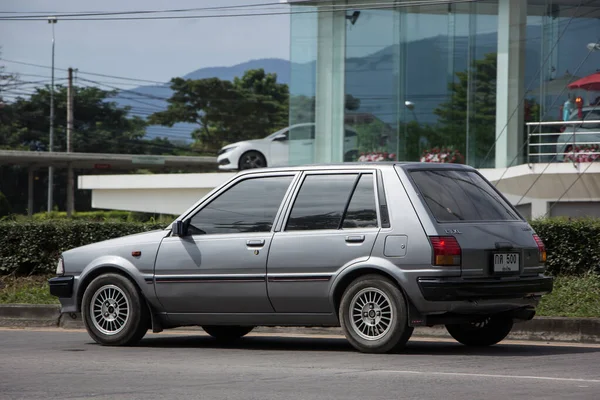 Chiangmai Tajlandia Listopada 2020 Stary Prywatny Samochód Toyota Starlet Drodze — Zdjęcie stockowe