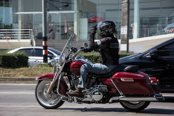 チェンマイ 2020年11月21日 ハーレーダビッドソン ビッグバイクのプライベートマン 写真はタイ チェンマイのダウンタウンから約8キロの道路番号121 — ストック写真