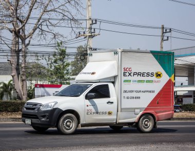 Chiangmai, Tayland - 5 Mart 2021 SCG Lojistik Taşımacılık Şirketi 'nin konteyner kamyonu. Fotoğraf 121 numaralı yolda, Chiangmai, Tayland 'a 8 km uzaklıkta..