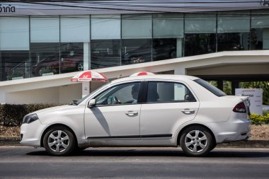 Chiangmai, Tayland - 5 Mart 2021: özel araba, Proton Persona. Fotoğraf 121 numaralı yolda, Chiangmai, Tayland 'a 8 km uzaklıkta..