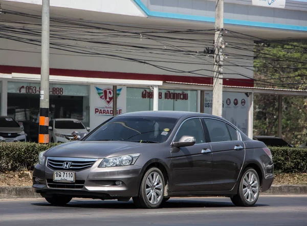 チエンマイ 2021年3月5日 自家用車ホンダ合意 チェンマイビジネスエリアから道路番号1008キロで — ストック写真