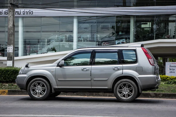 チエンマイ 2021年3月16日 プライベートSuv車 日産Xトレイル 国道1001号線 チェンマイ市から8キロ — ストック写真