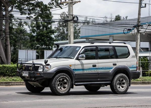 Chiangmai Thajsko Března 2021 Osobní Automobil Toyota Land Cruiser Silnici — Stock fotografie