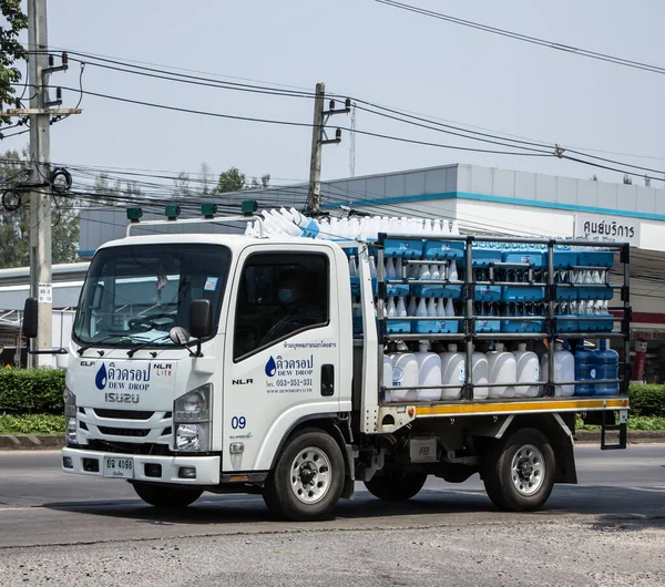 泰国清迈 2021年3月21日 露珠公司的饮用水运输车 在距清迈8公里的1001号公路上 — 图库照片