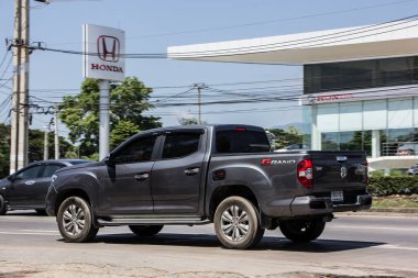 Chiangmai, Tayland - 3 Mayıs 2021: Özel MG Extender kamyonet. Fotoğraf 121 no 'lu yolda, Chiangmai Tayland şehir merkezinden yaklaşık 8 km uzaklıkta..