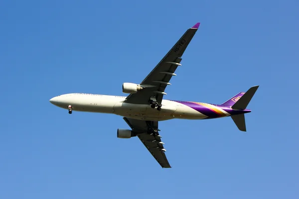 HS-TEJ Airbus A330-300 de Thaiairway . — Photo