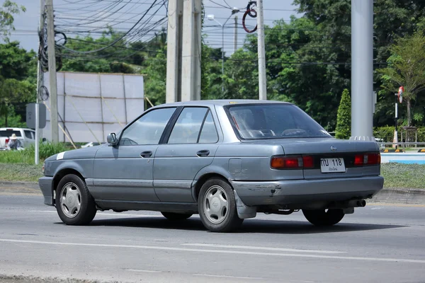 Prywatny samochód, Nissan Sentra — Zdjęcie stockowe
