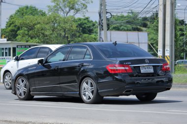 Özel Mercedes-Benz E250.