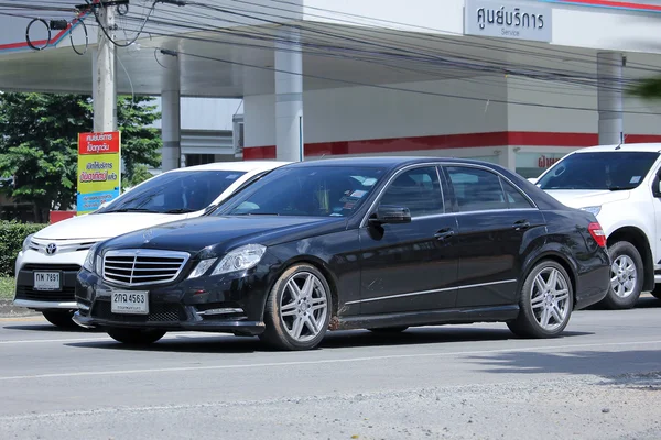 Mercedes-Benz E250 privado . — Foto de Stock