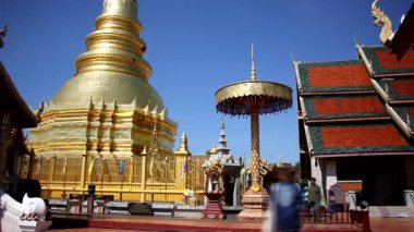 WAT phra o hariphunchai