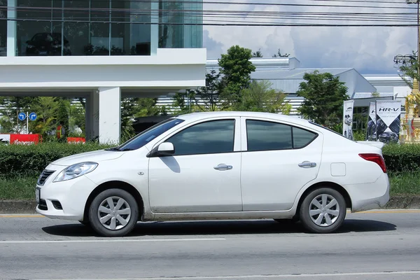 Soukromé auto, Nissan Almera. — Stock fotografie