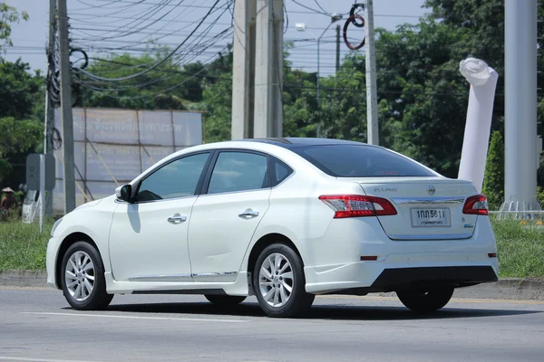 Частный автомобиль, Nissan Sylphy . — стоковое фото