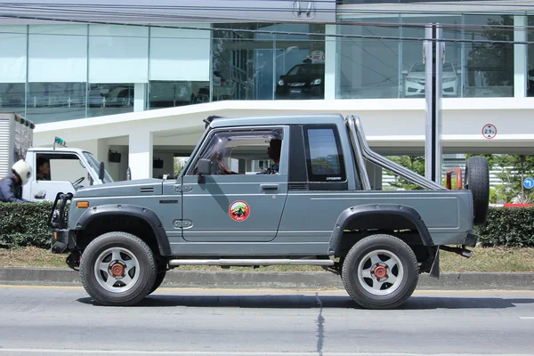 Ιδιωτικό αυτοκίνητο, Suzuki Caribian. — Φωτογραφία Αρχείου