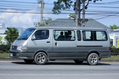  Özel Toyota banliyö van. 