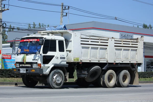 Privé Mitsubishi Dump Truck. — Stockfoto