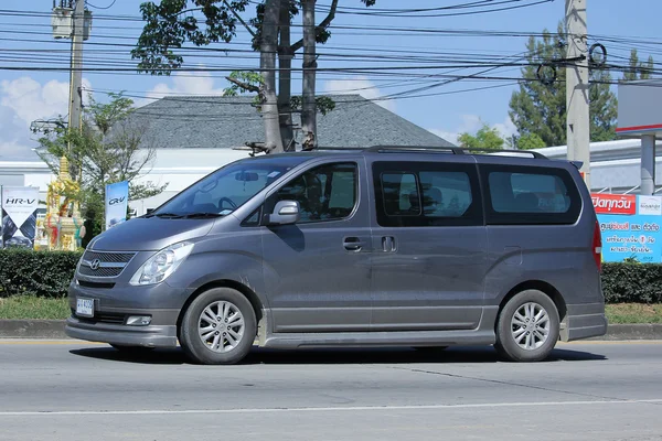 Busem. Hyundai H-1, H1 — Zdjęcie stockowe
