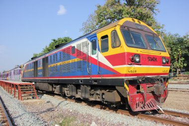  Hitachi no.4519 için tren no.2 