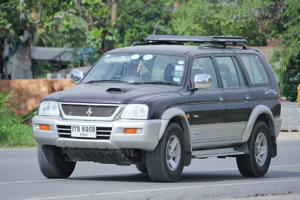 Mitsubishi G vagón coche todoterreno . — Foto de Stock