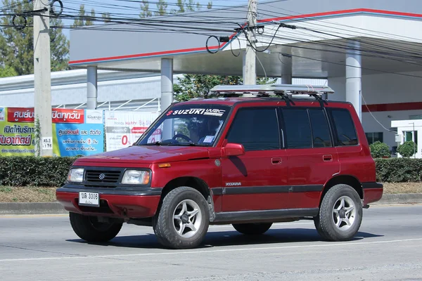 Частный автомобиль, Suzuki Vitara — стоковое фото