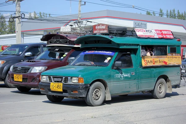 Grünes Mini-LKW-Taxi chiangmai — Stockfoto